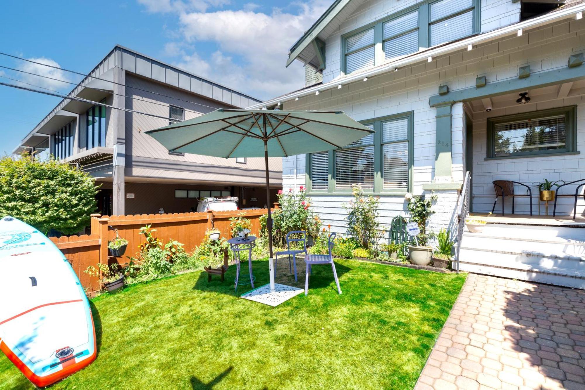 Vintage 3 Bedroom Home In Prime Eastlake Seattle With Private Parking エクステリア 写真