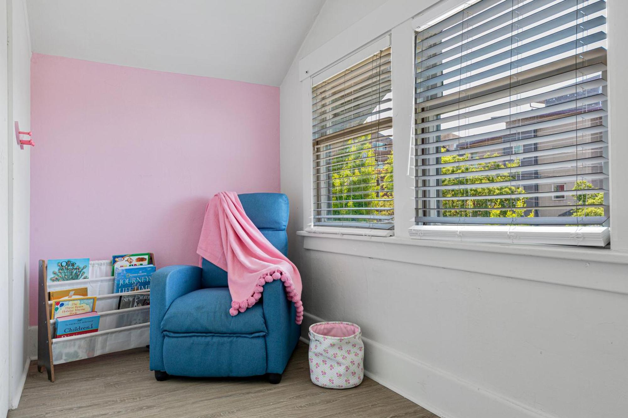 Vintage 3 Bedroom Home In Prime Eastlake Seattle With Private Parking エクステリア 写真